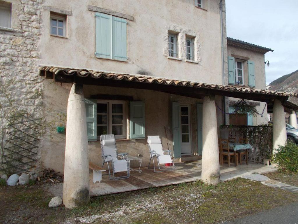 Studio Massacan Entrevaux Bagian luar foto