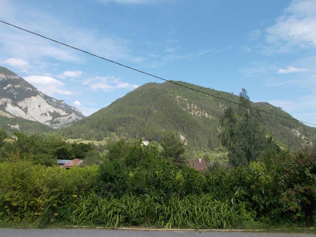 Studio Massacan Entrevaux Bagian luar foto